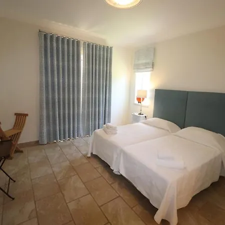 Vale Do Garrao Sleeps 8 With Pool Air Con And Wifi Вилла Кинта-до-Лаго