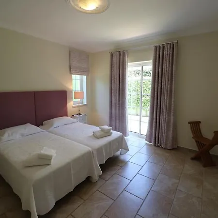Vale Do Garrao Sleeps 8 With Pool Air Con And Wifi Villa